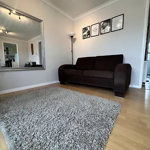  Apartment By The